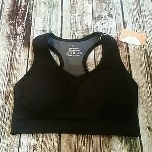 New Mirity sports bra black padded